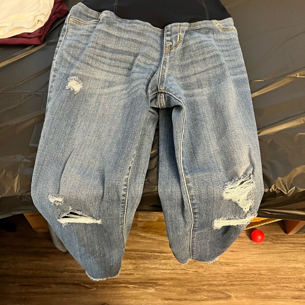 Maternity Clothes - image 3